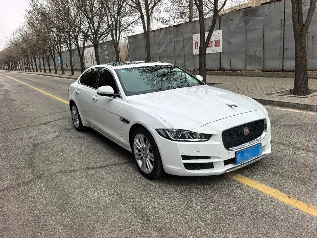 Jaguar XEL — миниатюра 3