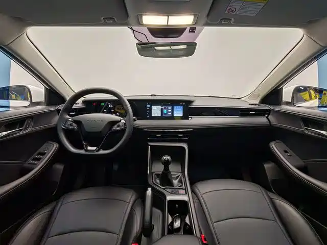 Roewe i5 — миниатюра 19