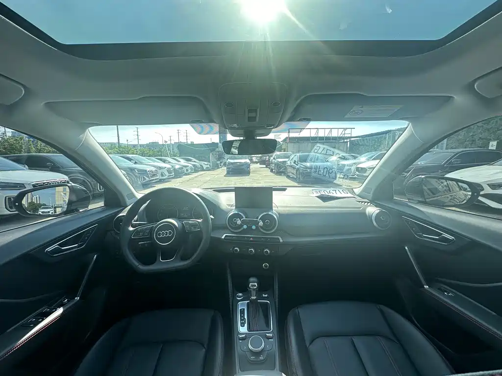 Audi Q2L 2022 35 TFSI