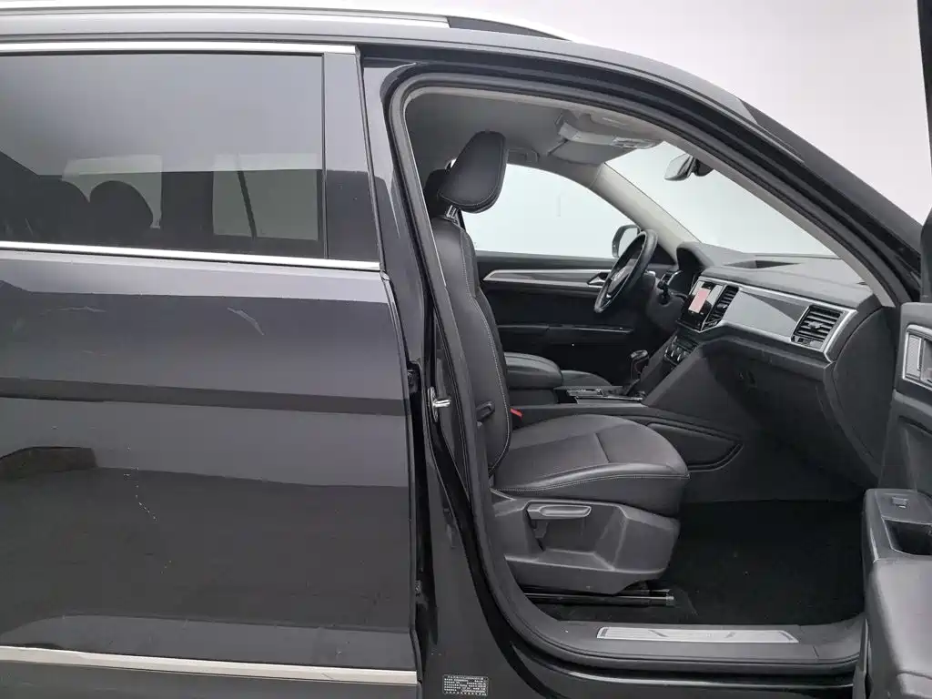 Volkswagen Teramont — миниатюра 23