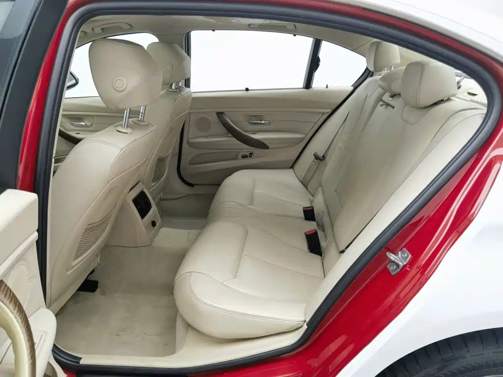 BMW 3 Series — миниатюра 15