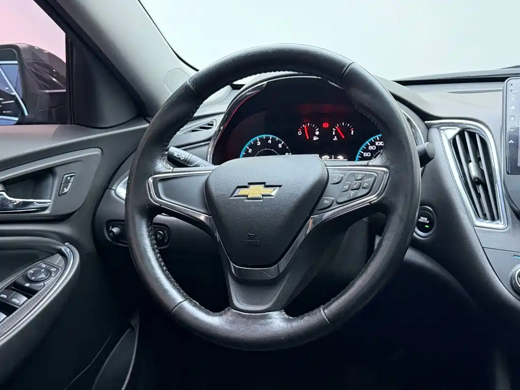 Chevrolet Malibu XL — миниатюра 10
