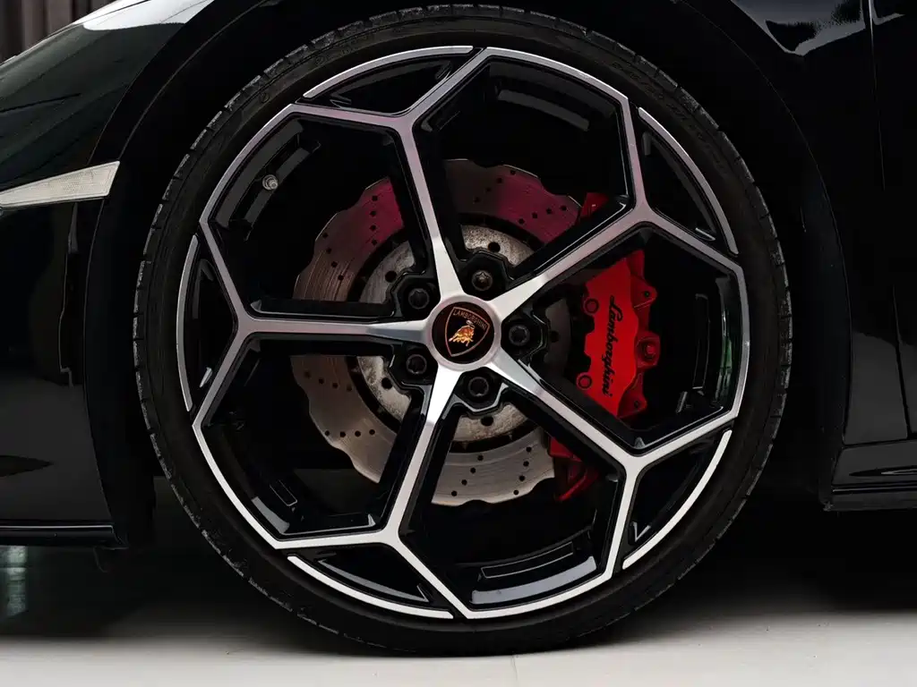 Lamborghini Huracán — миниатюра 9
