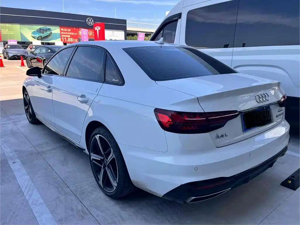 Audi A4L — миниатюра 4