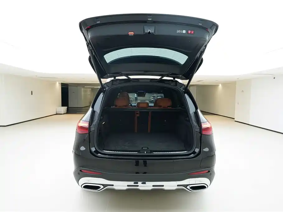 Mercedes-Benz GLC New Energy 2026 Черный из Китая, фото 2
