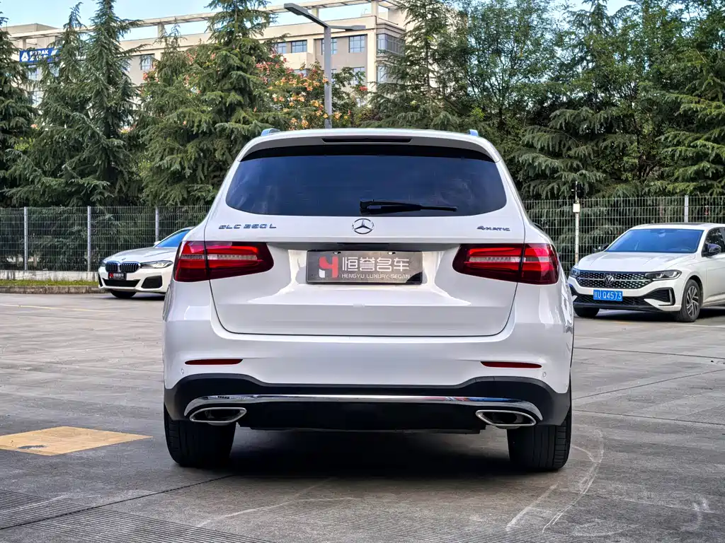 MERCEDES-BENZ GLC