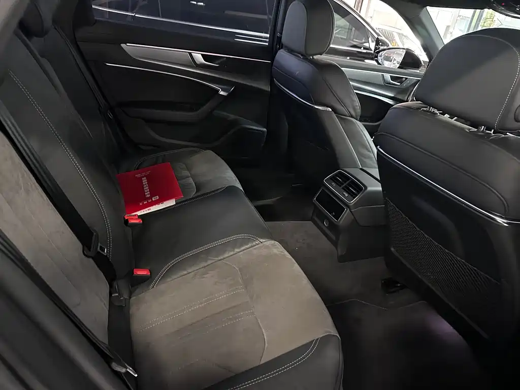 Audi A6L — миниатюра 9