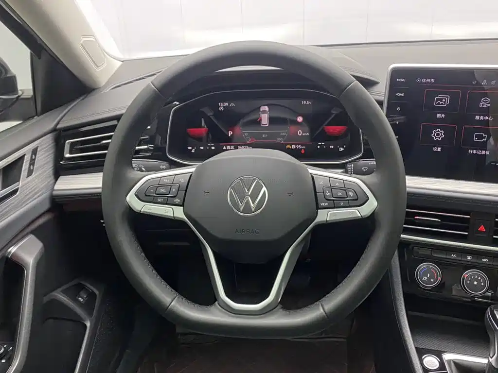 Volkswagen Sagitar — миниатюра 14
