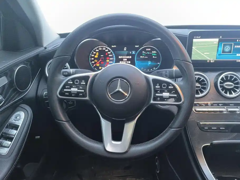 Mercedes-Benz C-Class — миниатюра 15