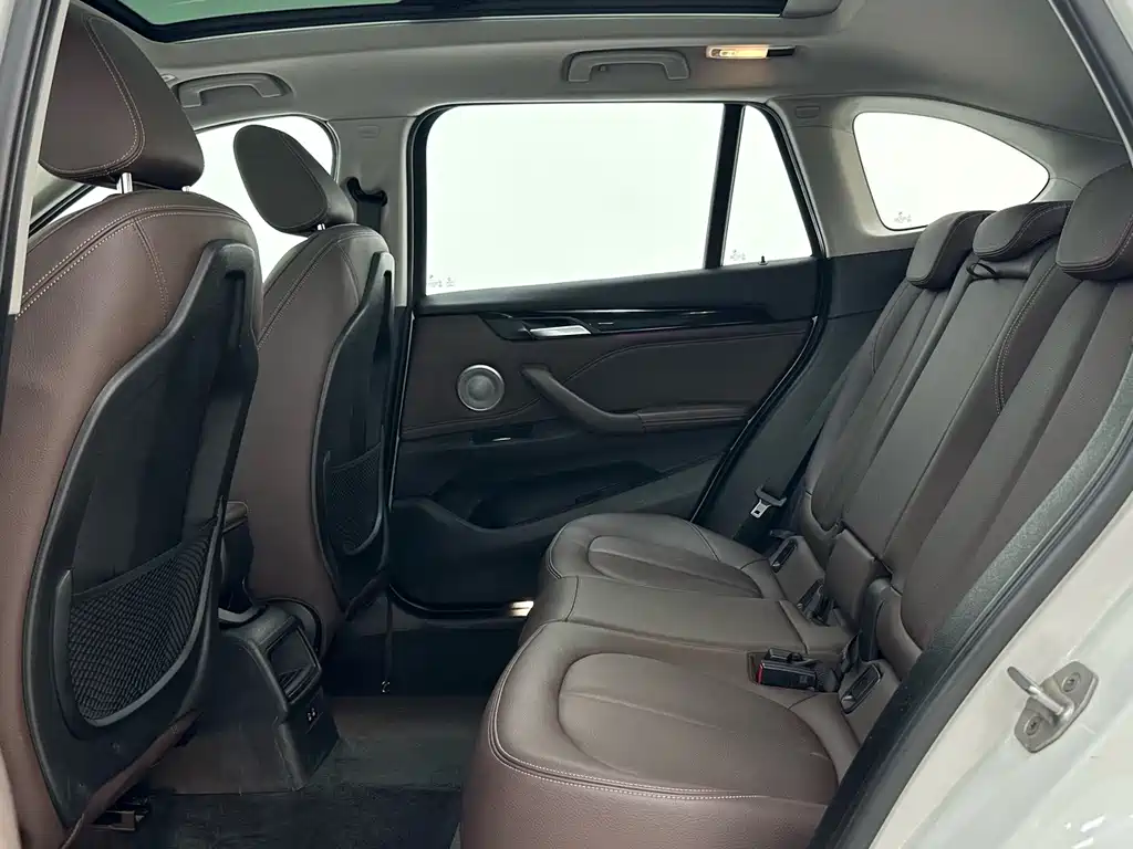 BMW X1 — миниатюра 8