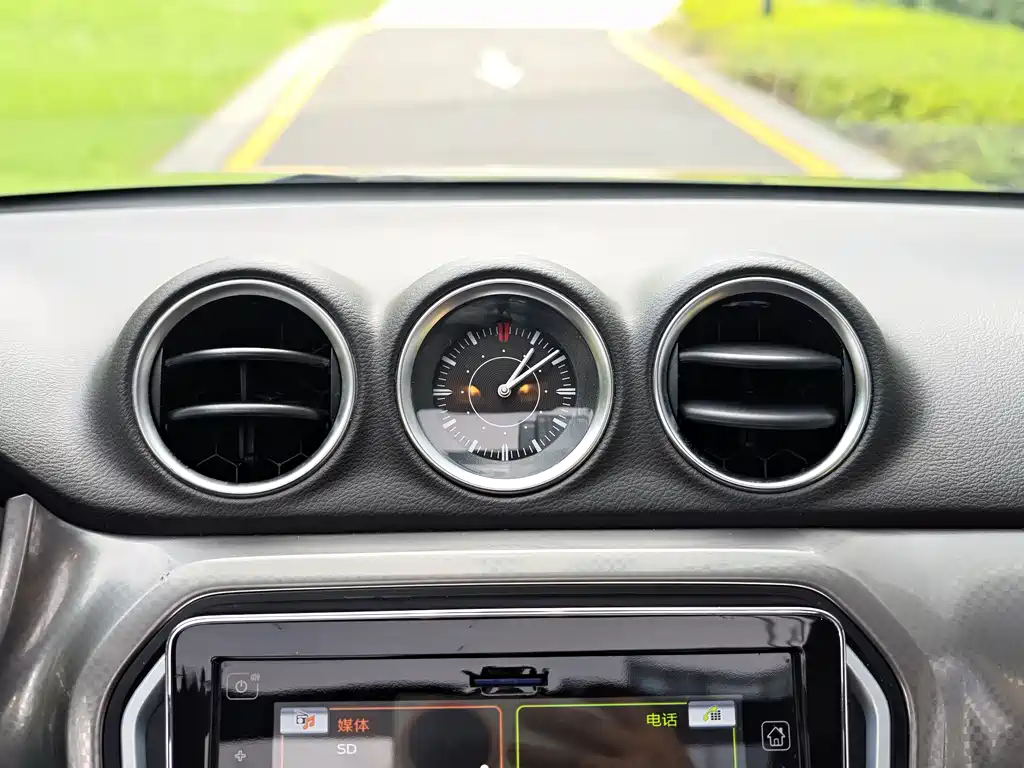 Suzuki Vitara — миниатюра 32