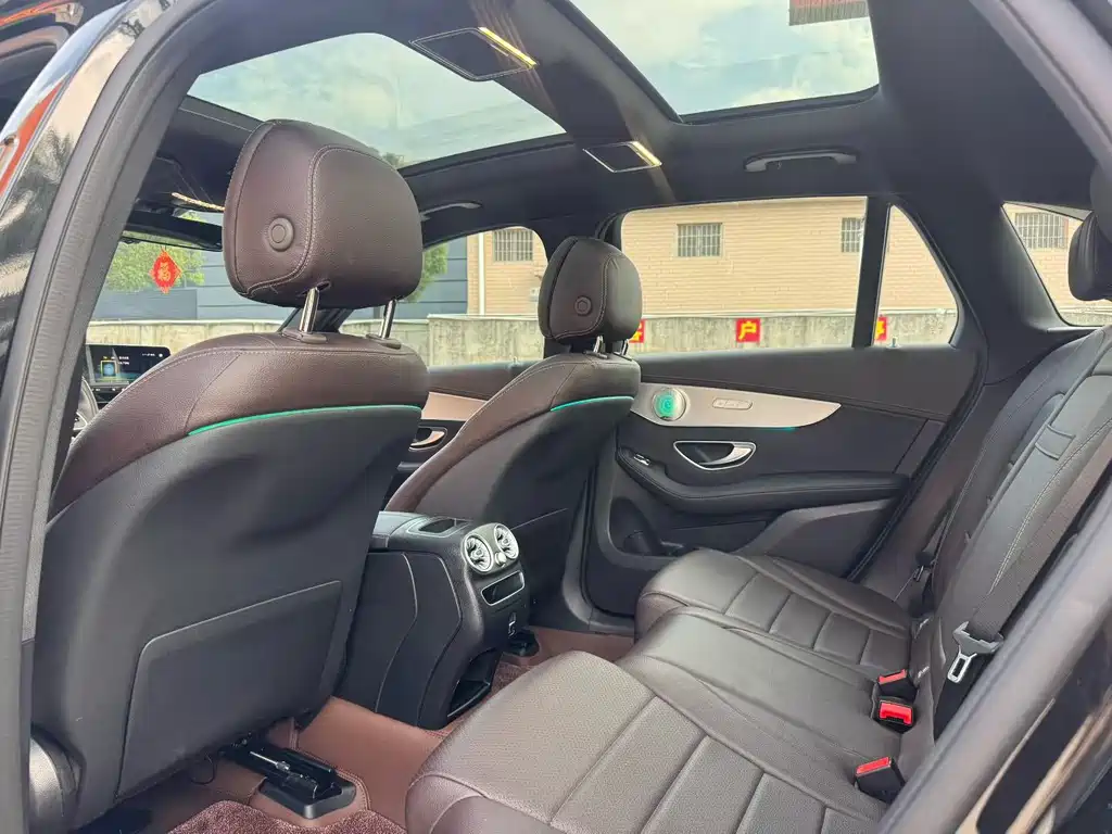 Mercedes-Benz GLC 2021 GLC 260 L 4MATIC
