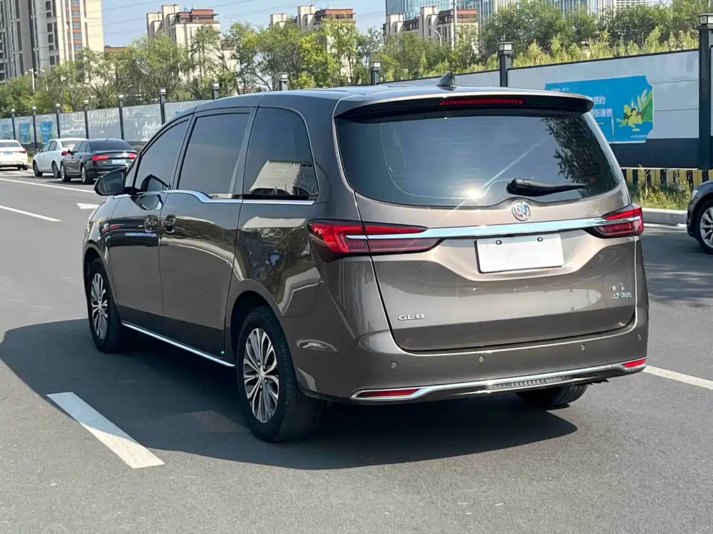 Buick GL8 — миниатюра 4