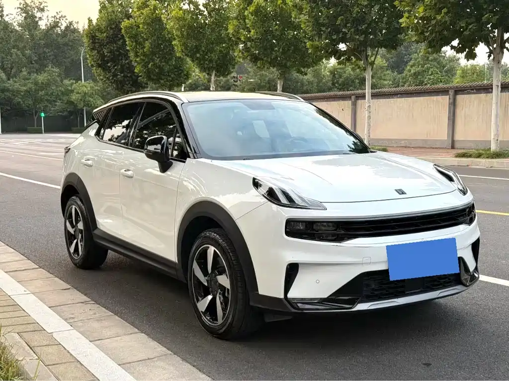 Lynk & Co 06 — миниатюра 3