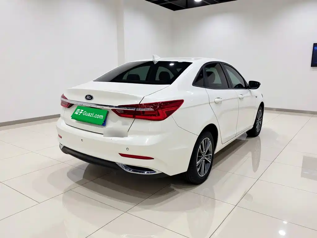 Ford Escort — миниатюра 6