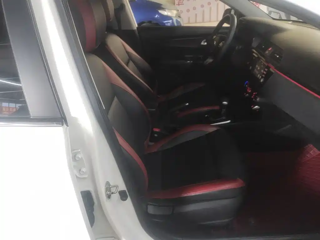 Kia KX Cross — миниатюра 25