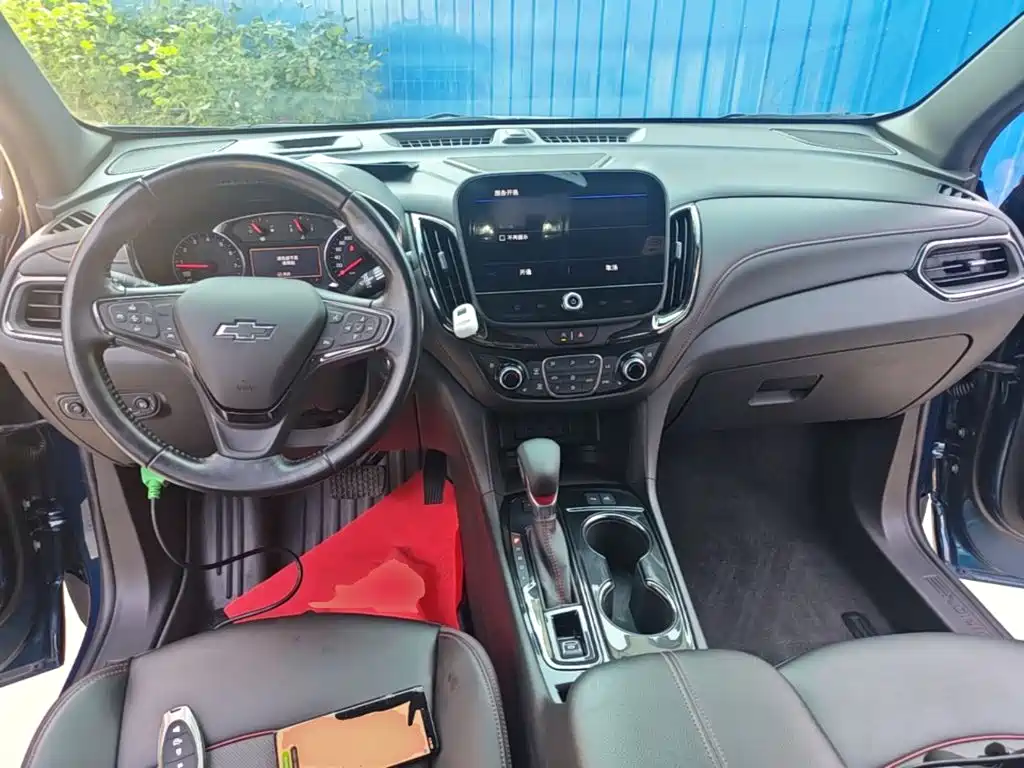 Chevrolet Equinox — миниатюра 10