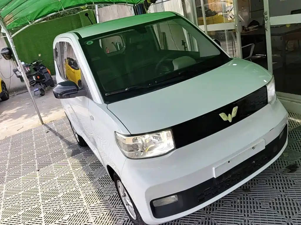 Wuling MINIEV — миниатюра 4