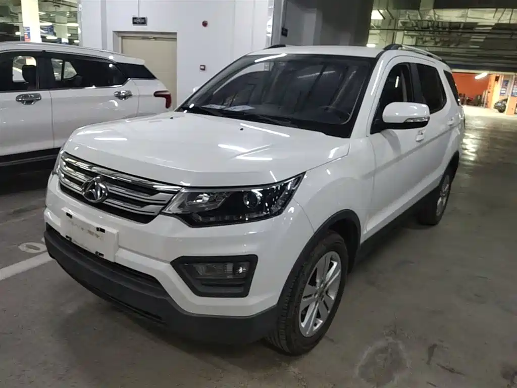 Oshan Oushang CX70 2016