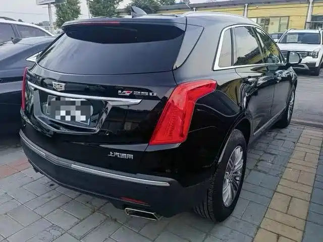 Cadillac XT5 — миниатюра 6