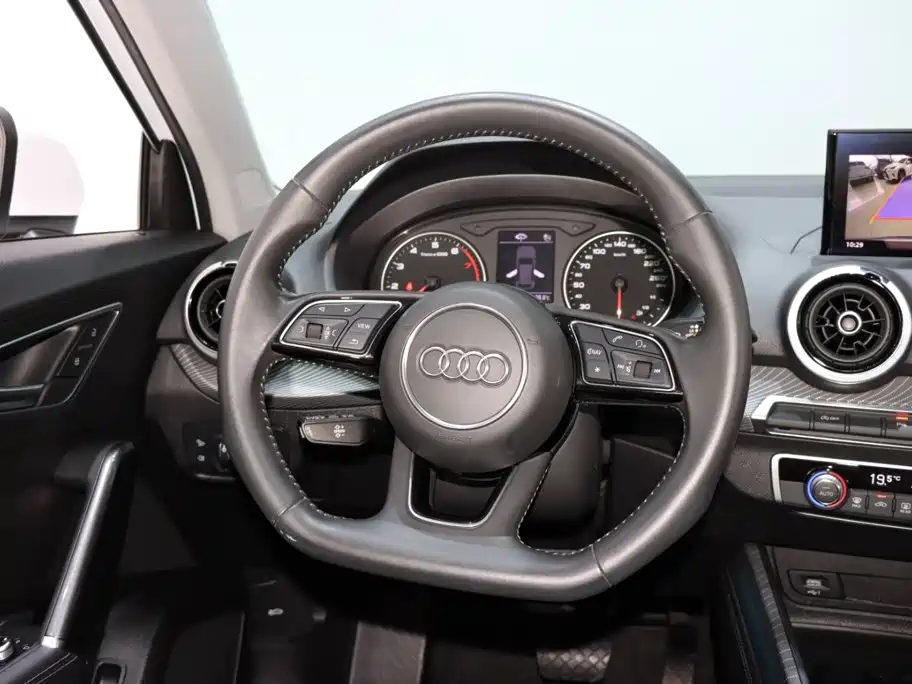 Audi Q2L — миниатюра 13