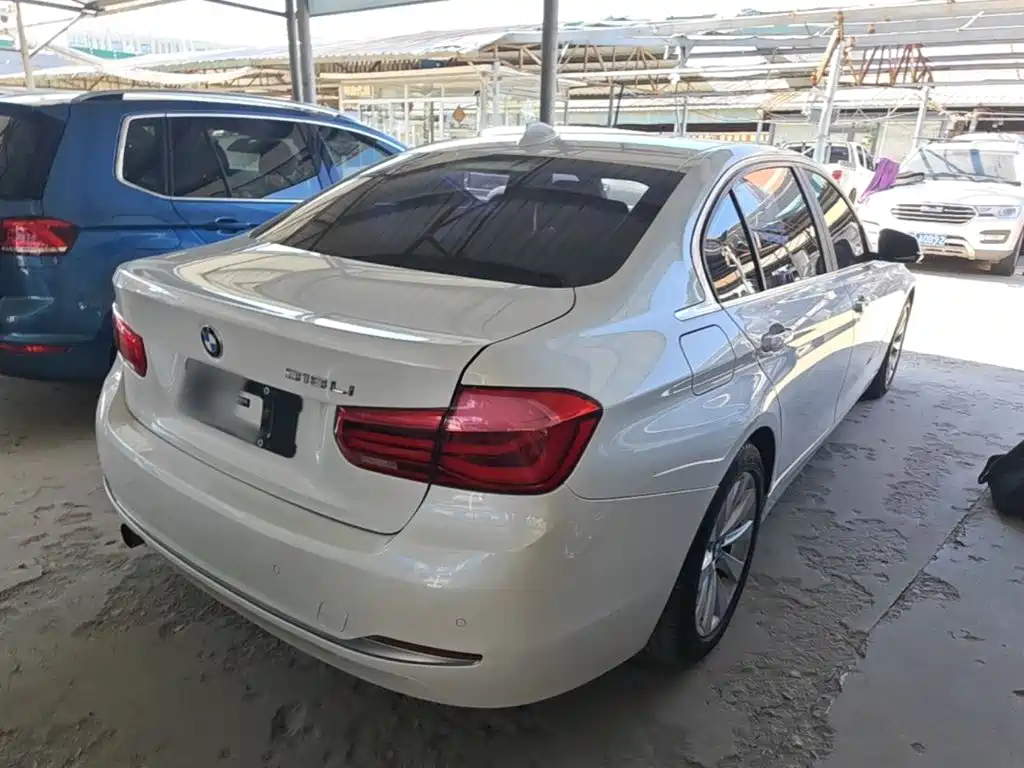 BMW 3 Series — миниатюра 7