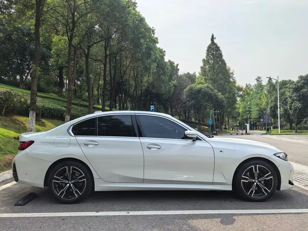 BMW 3 Series — миниатюра 7