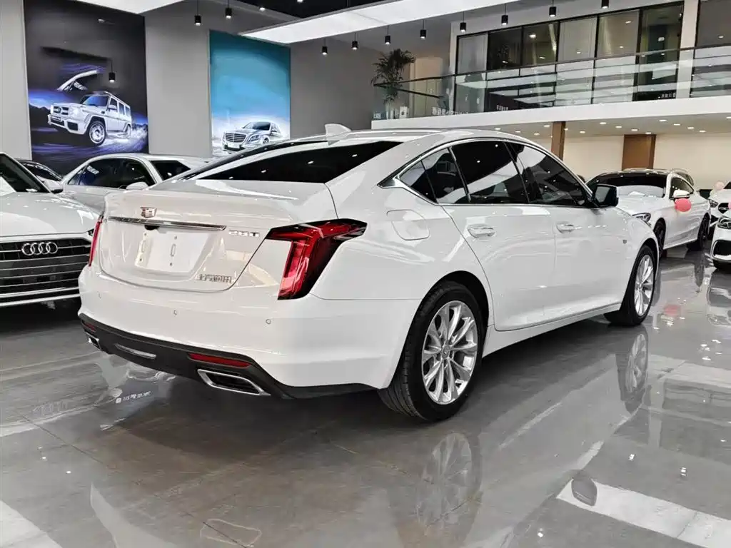CADILLAC CT5