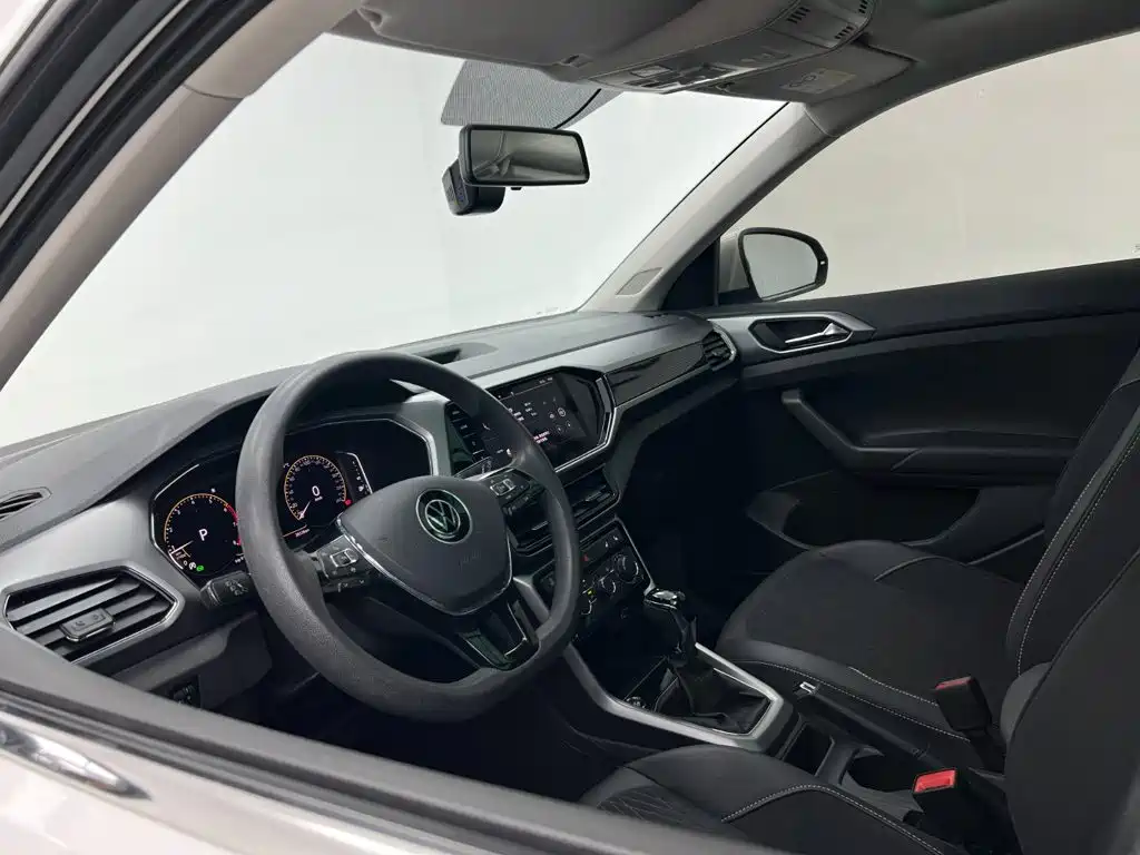 Volkswagen T-Cross — миниатюра 13