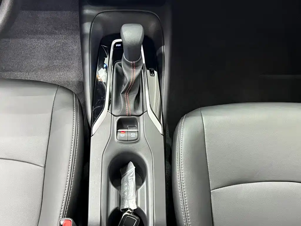 Toyota Corolla — миниатюра 11