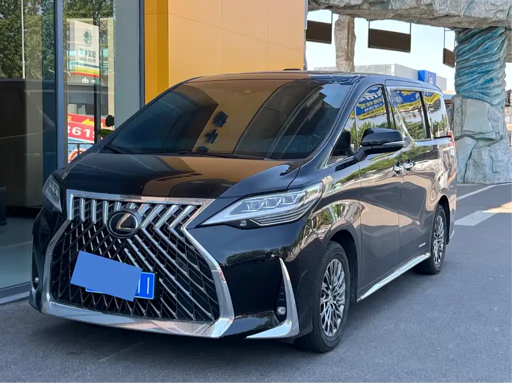 Lexus LM 2022