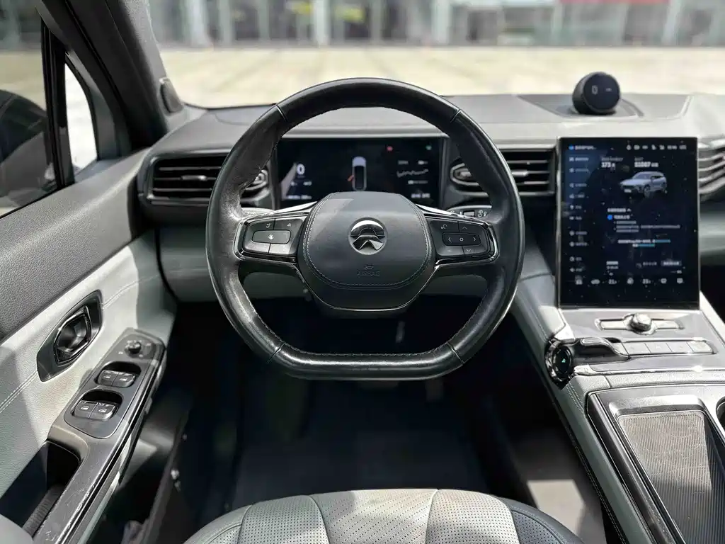 NIO ES8 — миниатюра 14