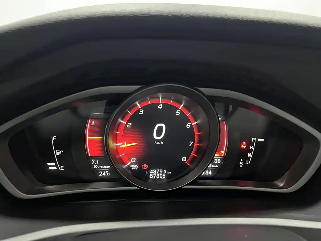 Volvo V40 — миниатюра 7