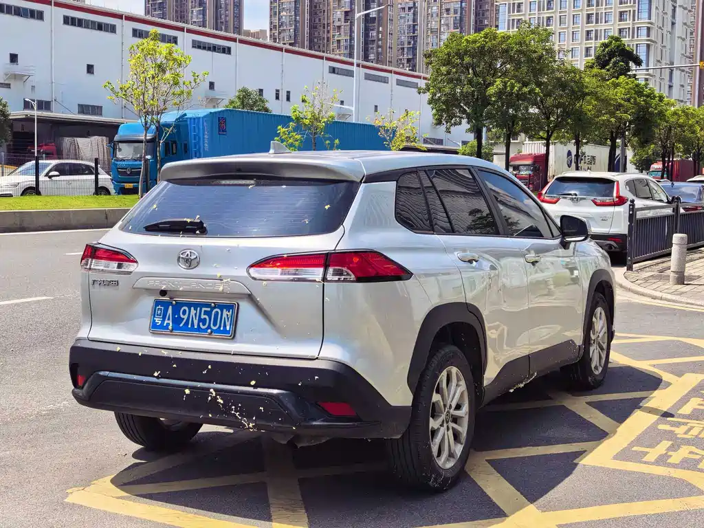 Toyota Frontlander — миниатюра 6