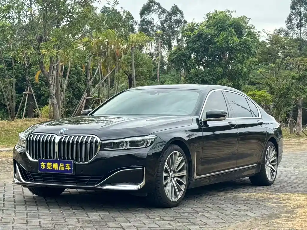 BMW 7 SERIES