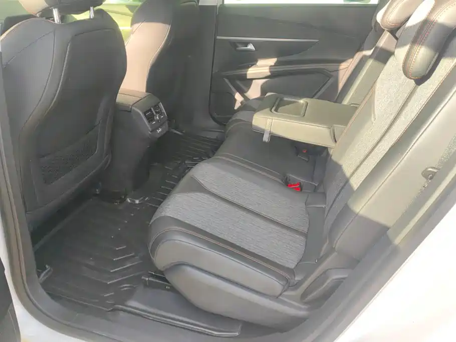 Peugeot 5008 — миниатюра 11