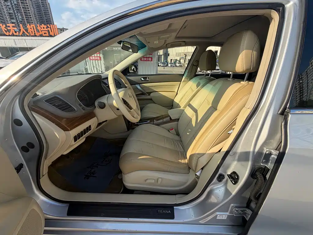 Nissan Teana — миниатюра 10