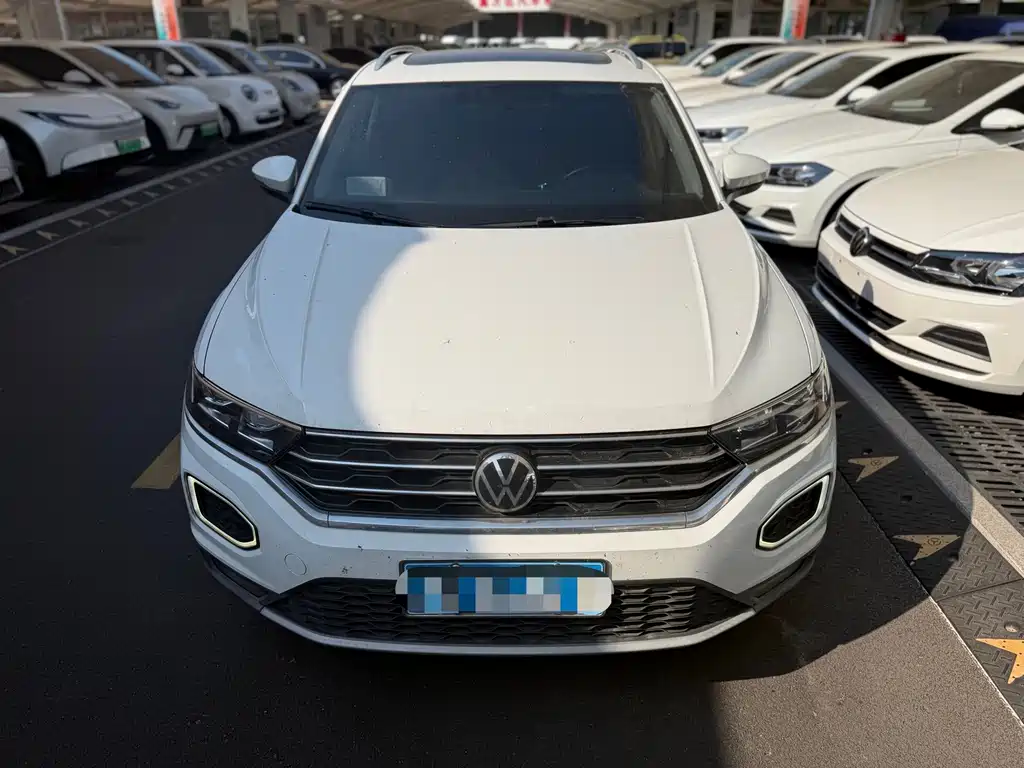 Volkswagen T-Roc — миниатюра 2