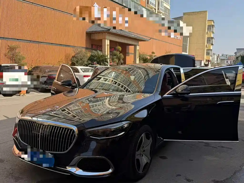 Mercedes-Benz S-Class 2024