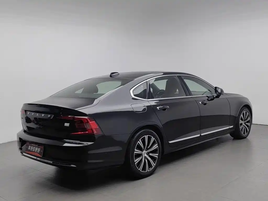 Volvo S90 PHEV — миниатюра 2