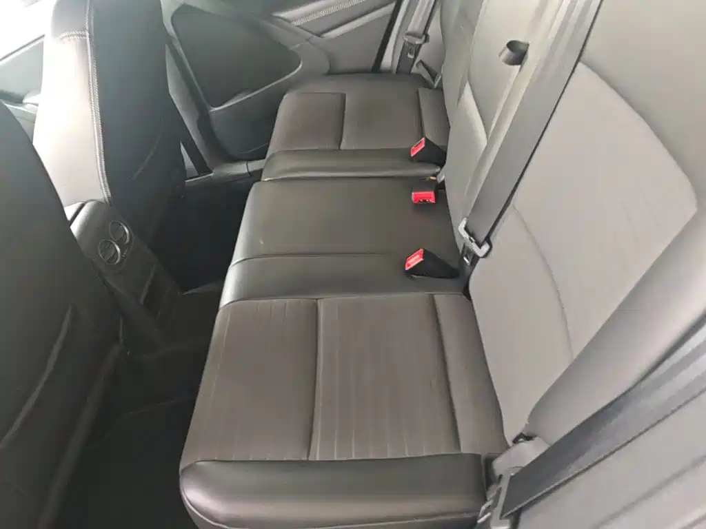 Volkswagen Tiguan — миниатюра 17