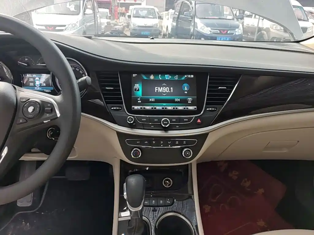 Buick Verano — миниатюра 13