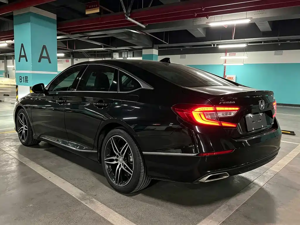 Honda Accord — миниатюра 4