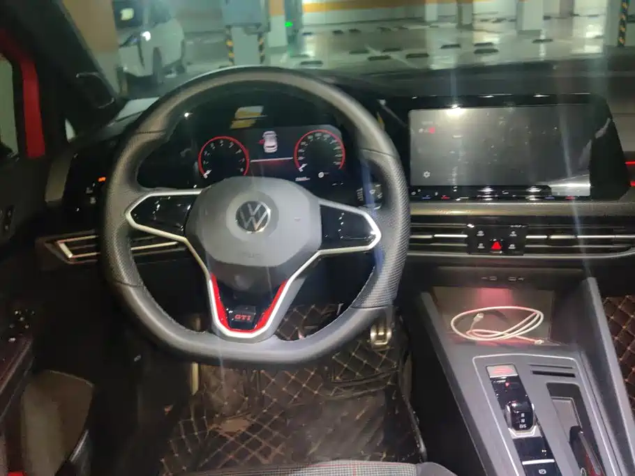 Volkswagen Golf GTI — миниатюра 15
