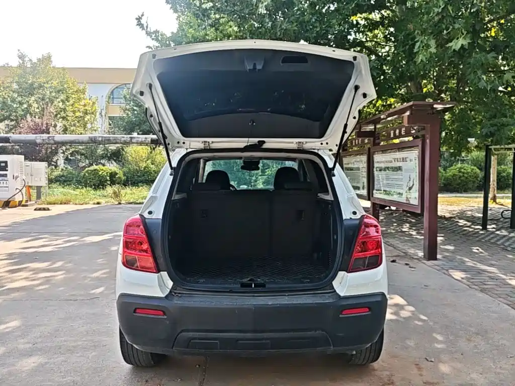 Chevrolet Trax — миниатюра 19