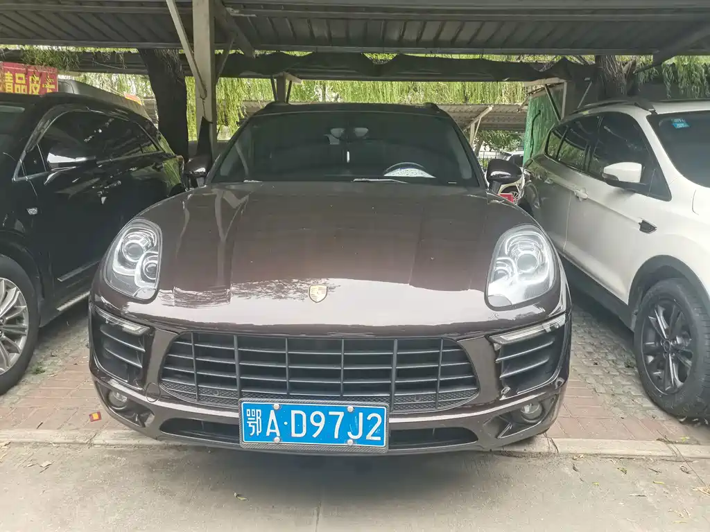 Porsche Macan — миниатюра 2
