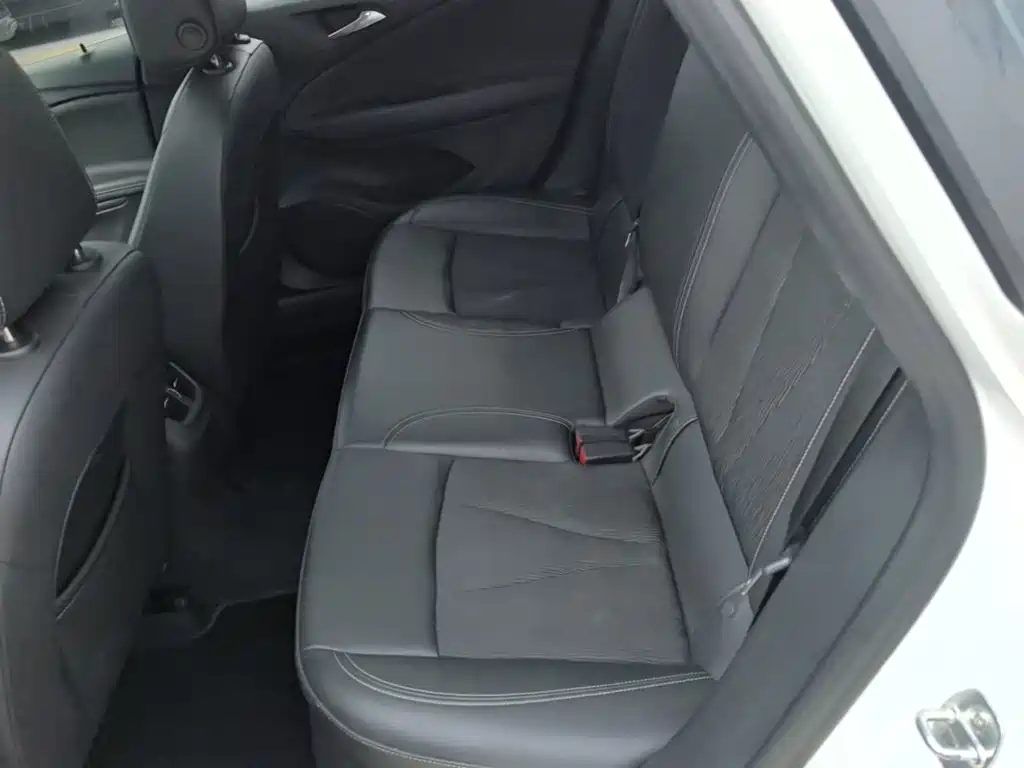 Buick Verano — миниатюра 17