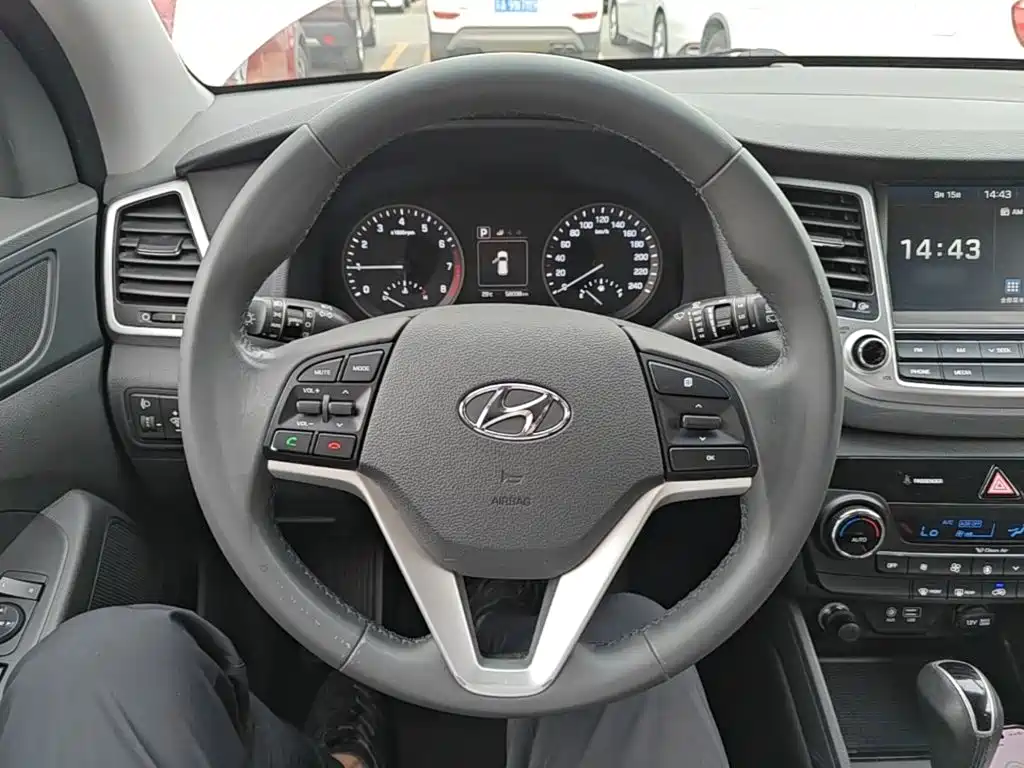 Hyundai Tucson — миниатюра 11