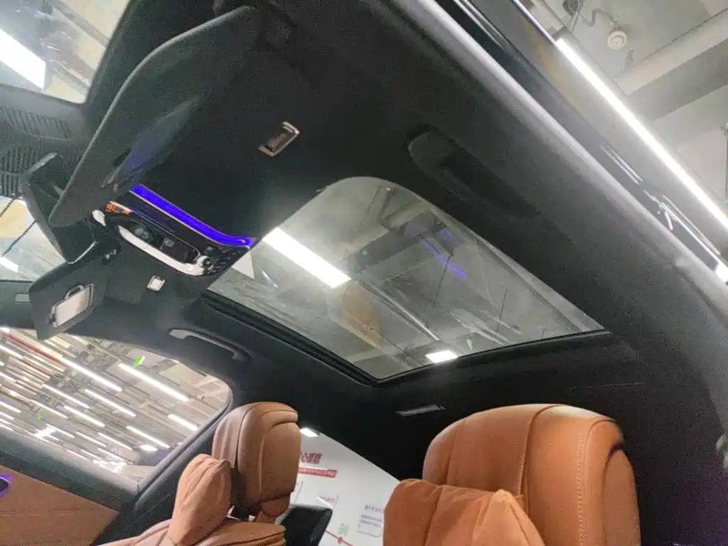 Mercedes-Benz S-Class — миниатюра 9