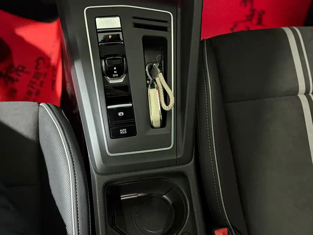 Volkswagen Golf — миниатюра 13